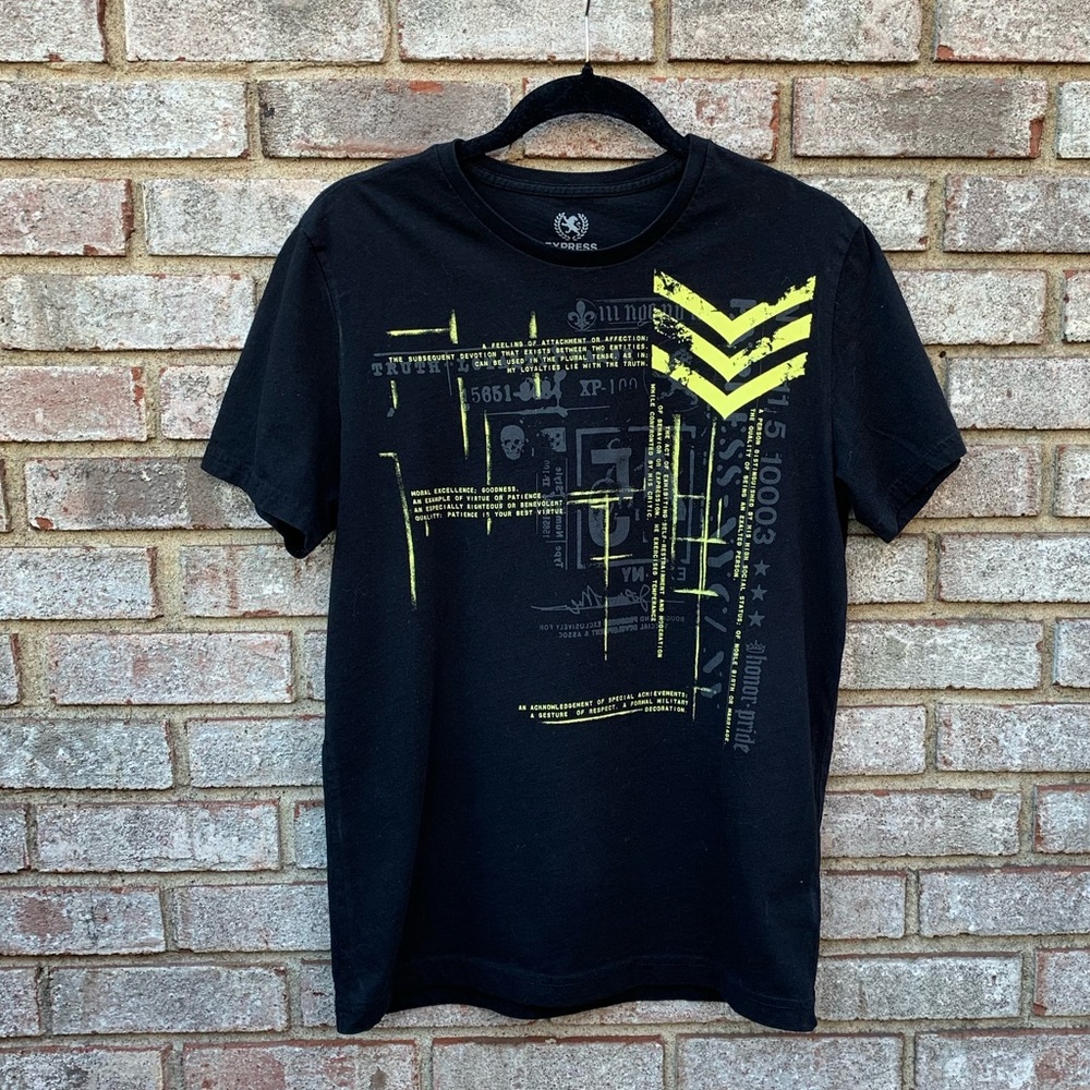 Express Graphic Tee